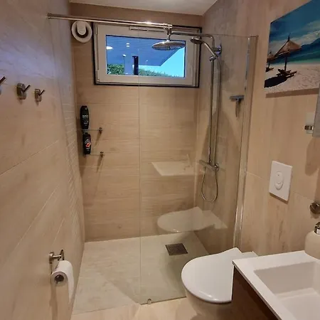 Luxurious At Troldhaugen וילה