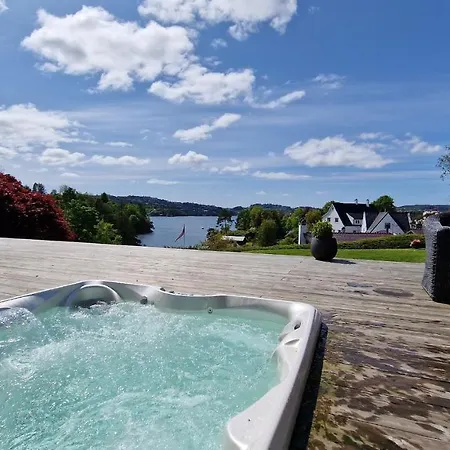 Luxurious At Troldhaugen Villa Bergen